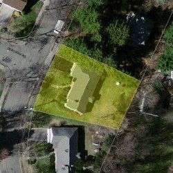 32 Cynthia Rd, Newton MA 02459-2834 aerial view