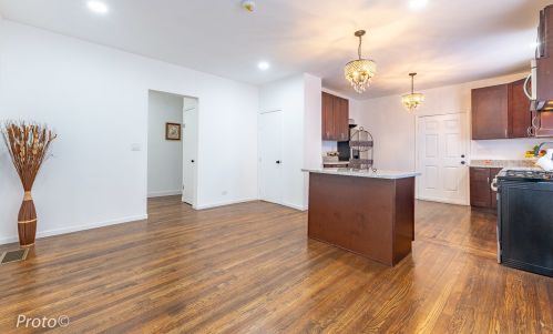 1403 2 Ave, Broadview IL 60153-2212 exterior