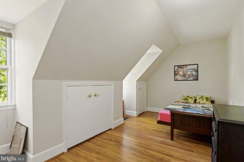 3711 Ingomar St, Washington DC 20015-1819 exterior