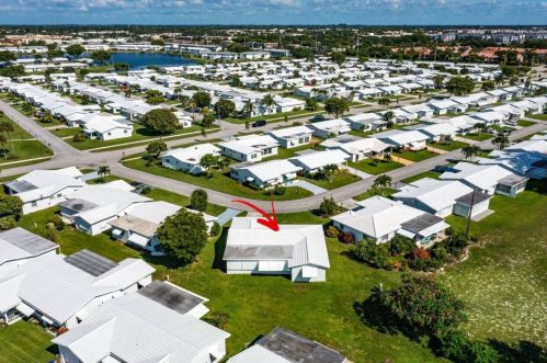 106 10 Ct, Boynton Beach FL 33426-4759 exterior