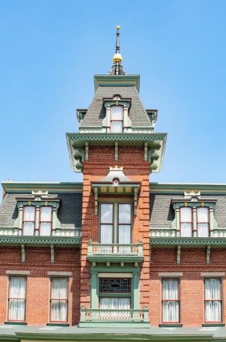 5501 Elgin St, Pittsburgh PA 15206-1432 exterior