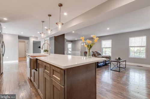 970 Bowie Shop Rd, Huntingtown MD 20639-9103 exterior