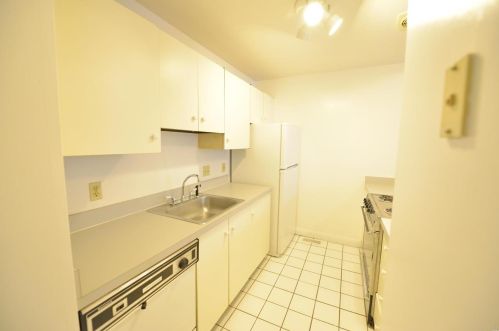 1851 10th St, Saint Louis MO 63104-3959 exterior