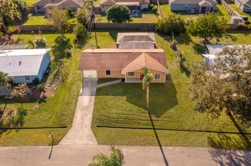 1034 Proctor Ln, Fort Pierce, FL 34983-2668