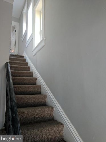 302 State St, Trenton NJ 08609-2008 exterior