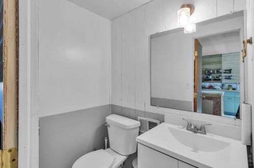 2560 66 St, Fennville MI 49408-9620 exterior