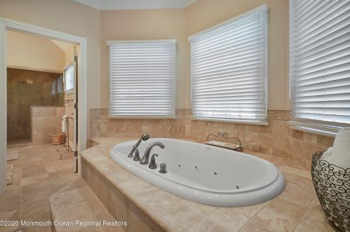 11 Philadelphia Ave, Lavallette NJ 08735-2345 exterior