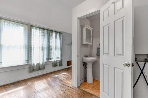 1230 Gandy St, Denison TX 75020-3409 exterior