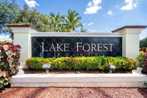 236 Coconut Key Way, Fort Pierce FL 34986-1911 exterior