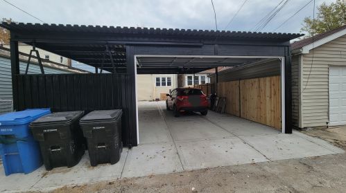 1020 Springfield Ave, Chicago IL 60624-4025 exterior