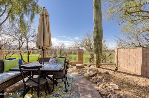 5073 Pinnacle Cove Dr, Tucson AZ  85749-7153 exterior