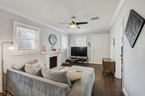 309 Crest Ave, Tampa FL 33614-6709 exterior