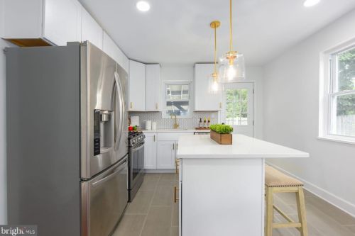 418 Brandywine St, Washington DC  20032-3653 exterior