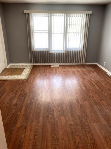 6900 Dorchester Ave, Chicago IL  60637-4702 exterior