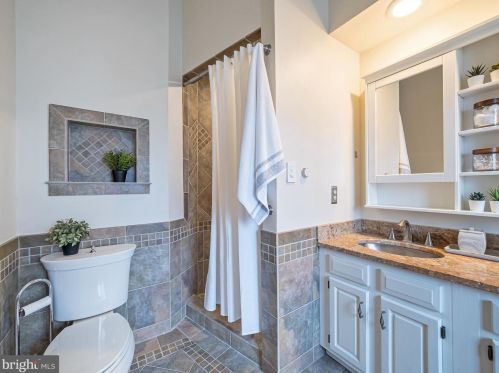 3801 Elbert Ave, Alexandria VA 22305-2058 exterior