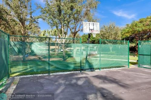 7648 New Holland Way, Boynton Beach FL 33437-6342 exterior