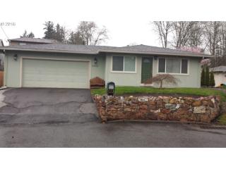 7905 Thorn St, Portland, OR 97223-8435