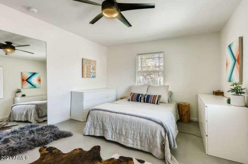 4233 17 Ave, Phoenix AZ 85027-5308 exterior