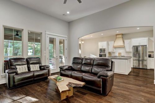 11416 Connie Ln, Montgomery TX 77316-5431 exterior