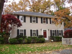 74 Kirkstall Rd, Newton, MA 02460-2246