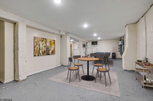 129 Brookside Ave, Irvington NJ  07111-3355 exterior