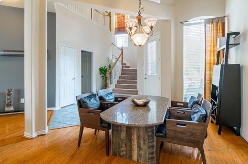 7712 Brookview Ct, Irving TX  75063-3177 exterior