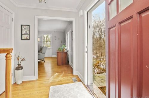 14 Wilton Acres, Wilton CT 06897-4530 exterior