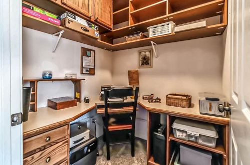 5473 Congress Ave, Madison WI 53718-2214 exterior