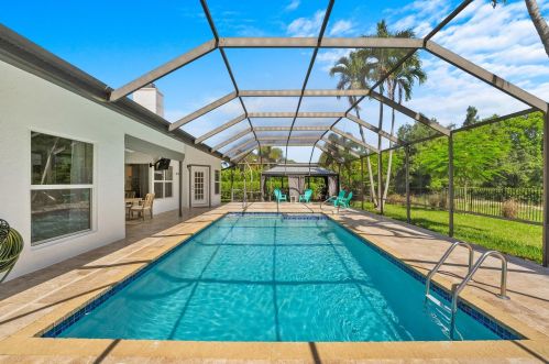 2700 41st St, Boca Raton FL  33434-5842 exterior