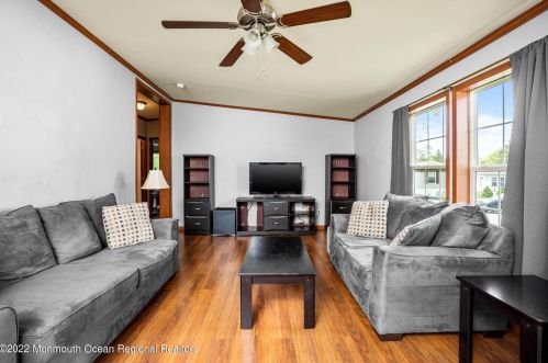 166 Arnold Dr, Lakehurst NJ 08759-5401 exterior