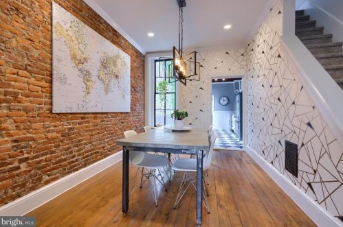 564 Plum St, Lancaster PA 17602-2349 exterior