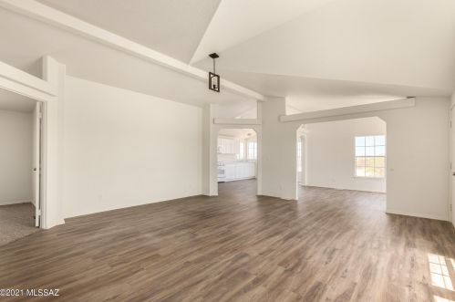 8400 Howling Coyote Trl, Tucson AZ  85735-2186 exterior