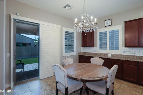 2913 Ebony Dr, Chandler AZ 85286 exterior