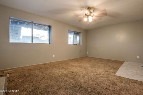 3413 Calle De Ln Bajada, Tucson AZ 85746-8341 exterior