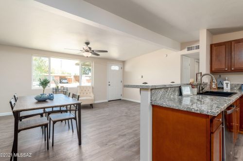 5010 25th St, Tucson AZ  85711-4935 exterior