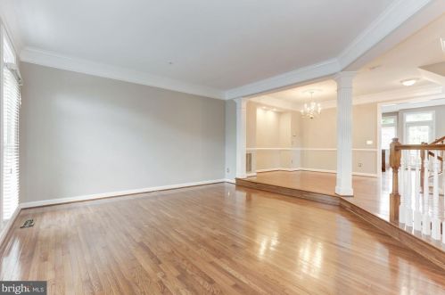 286 Murtha St, Alexandria VA  22304-8612 exterior