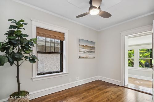 1457 Norwood St, Chicago IL 60660-2404 exterior