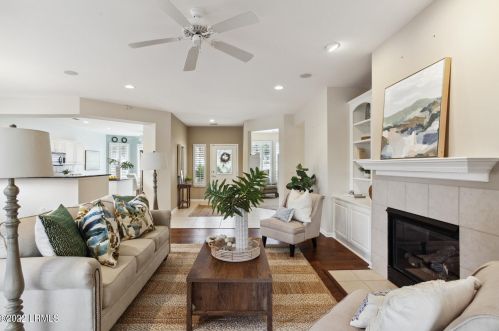 38 Falmouth Way, Bluffton SC 29909-5006 exterior