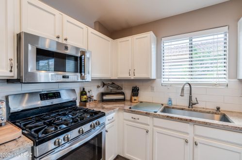 11347 Gray Boulder Ct, Tucson AZ  85737-4612 exterior