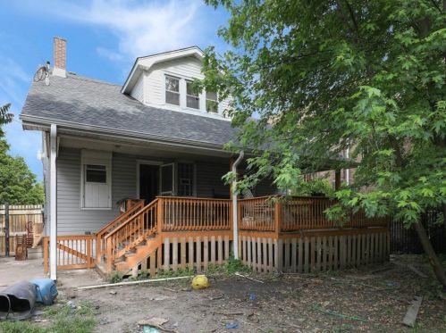 1640 15th Ave, Broadview, IL 60153-1845