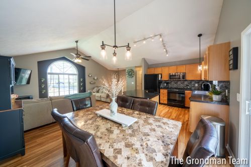 3032 Root Ct, Cedar Springs MI 49319-8153 exterior