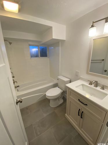 830 Ponderosa Dr, Sandy UT 84094 exterior