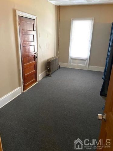 28 Stone St, New Brunswick NJ 08901-1138 exterior