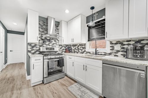 11817 Ashland Ave, Chicago IL 60643-5436 exterior