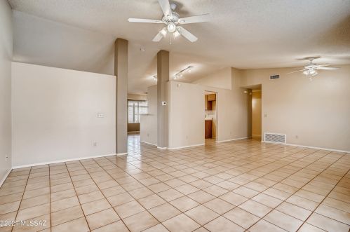 9835 Banbridge St, Tucson AZ 85747-5142 exterior