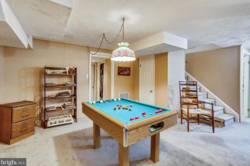 8 David Ct, Silver Spring MD exterior