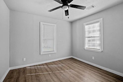 101 Day St, Denison TX  75021-4855 exterior