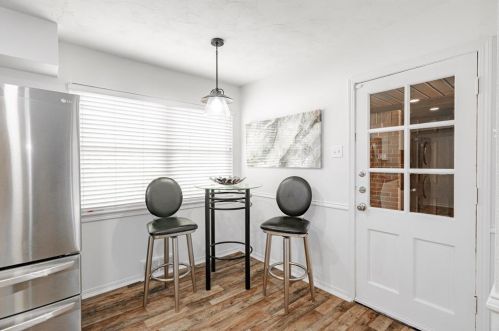 9930 Cloister Dr, Dallas TX 75228-3617 exterior