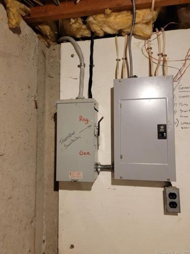 39 Nicole Rd, New Britain CT  06053-1475 exterior