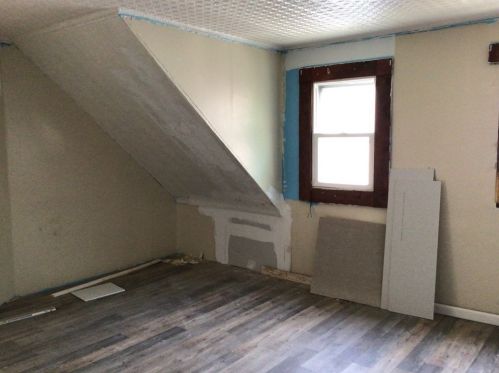 19 Gordon St, Springfield MA 01108-2111 exterior